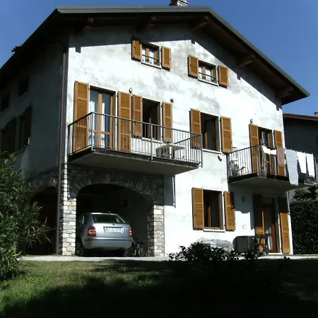 Frühstückspension Il Nido Dello Svasso -foresteria Lombarda-
